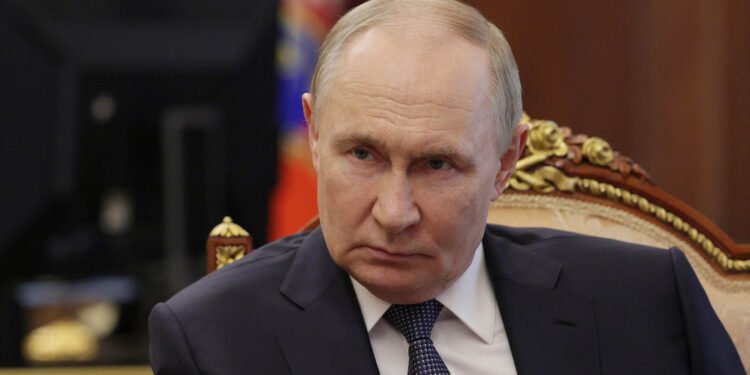 Putin: Rusiya “Poseidon” sualtı gəmisini uğurla sınaqdan keçirib