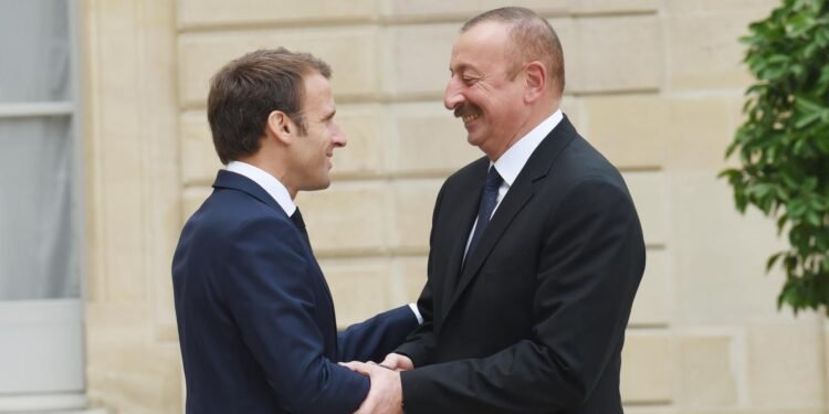 "Makron reallığı anlayır və Azərbaycanla münasibətləri düzəltmək üçün çalışır" - Deputat