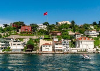 İstanbul Avropanın ən populyar şəhər istiqamətləri arasında – FOTO