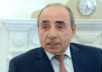 Prezident Yaqub Eyyubovu təltif etdi