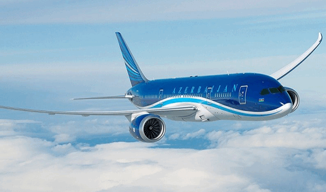 AZAL-ın təyyarəsində problem yarandı - Sankt-Peterburqa geri qayıtdı