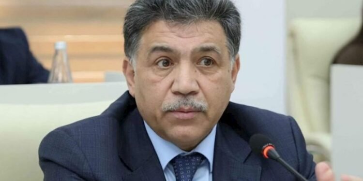 Deputat Kəramətin fikirlərini paylaşmasından DANIŞDI: “Telefonum qardaşım oğlunda olub”