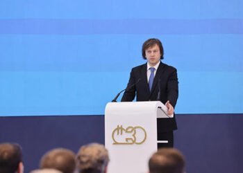 Kobaxidze: Tbilisidəki forumda Ermənistan və Azərbaycanın iştirakı bizim Cənubi Qafqaza ümumi baxışımızı təsdiqləyirKobaxidze: Tbilisidəki forumda Ermənistan və Azərbaycanın iştirakı bizim Cənubi Qafqaza ümumi baxışımızı təsdiqləyir