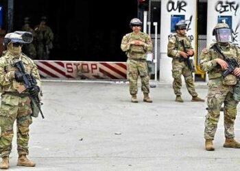 Məhkəmə Trampa Milli Qvardiyanın Çikaqoda yerləşdirilməsinə mane olub