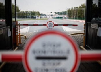 Litva bu ölkə ilə sərhəd-keçid məntəqələrini bağladı