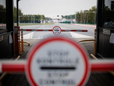 Litva bu ölkə ilə sərhəd-keçid məntəqələrini bağladı