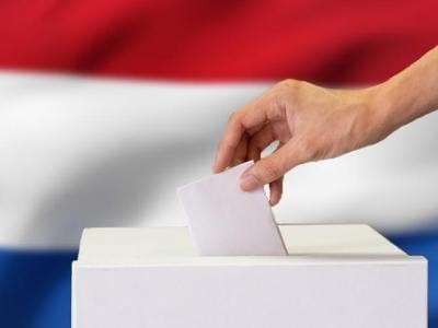 Hollandiyada müxalifət parlament seçkilərində məğlub oldu