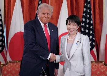 Yaponiyanın baş naziri və Tramp Ukraynada sülhü müzakirə ediblər