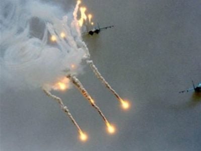 İsrail Livanın Mahmudiyyə və Cormok bölgələrinə hava zərbələri endirib