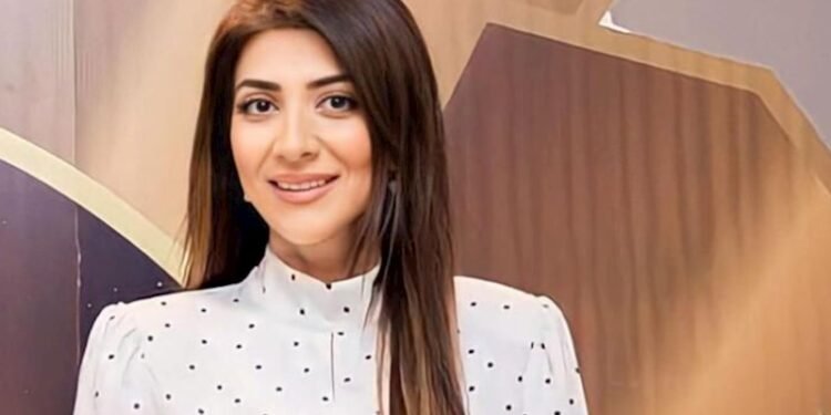 Sakinlər Günay Ağamalıdan şikayət etdi: "Dövlətin gördüyü işləri öz adına çıxarır..."