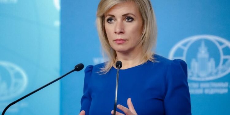 Zaxarova: Zelenski dünyanın fikrini Kiyevin maliyyə maxinasiyalarından yayındırmağa çalışır