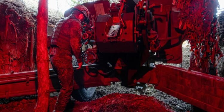 Rusiya Kupyanskda Ukraynanın mühasirəsini gücləndirir