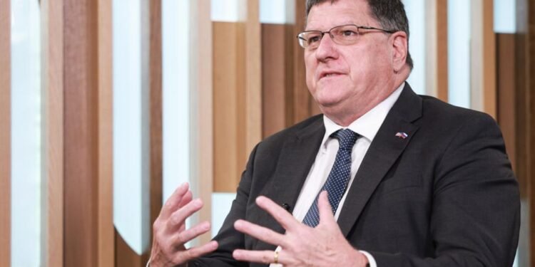 Skott Ritter: Silahlara nəzarət olmasa, bəşəriyyət məhv olar - MÜSAHİBƏ