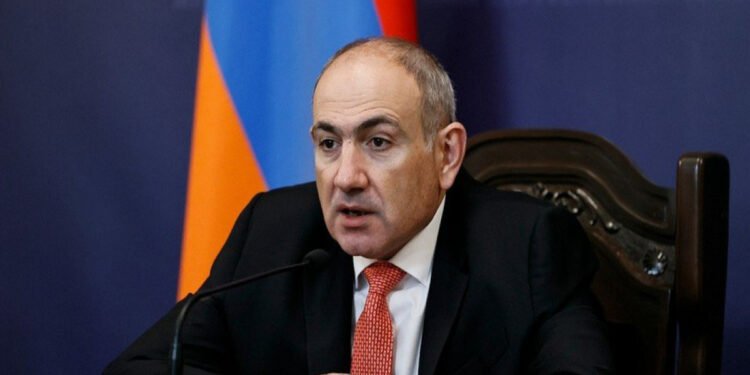 Paşinyan seçkilərdə Baş nazir vəzifəsinə namizəd olacaq