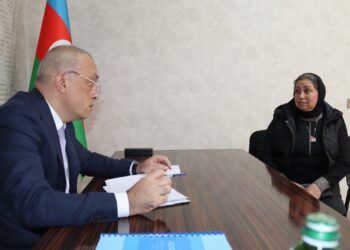 Zaur Mikayılov Yevlax rayonunda vətəndaşlarla görüşüb