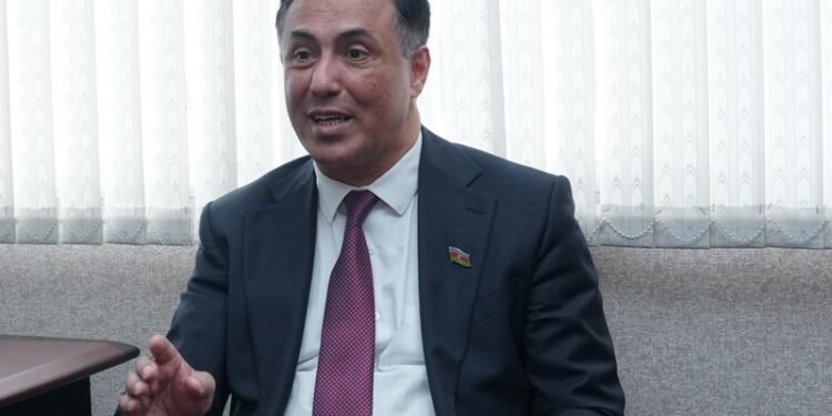 "Mehdiyev müxalifətlə mübarizə aparan şəxs kimi özünü cəmiyyətə sırıyıb" - YAP-çı deputat