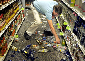 Kampaniya supermarketdə izdihama səbəb oldu