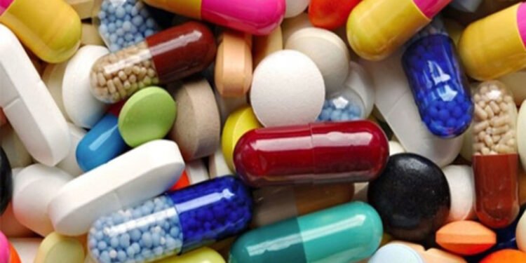 Şirniyyat qutularının içərisində gizlədilən dərman preparatları aşkar edilib