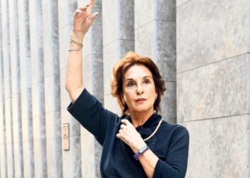 Məşhur türkiyəli balerina 82 yaşında səhnəyə qayıdır