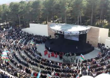 Gədəbəydə “8 Noyabr – Zəfər Günü” münasibətilə bayram konserti təşkil edilib