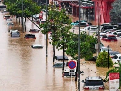 Vyetnamda daşqınlar nəticəsində ölənlərin sayı 100 nəfərə çatdı
