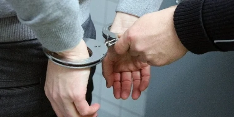 Planşet və velosiped oğurlayan şəxslər saxlanıldı