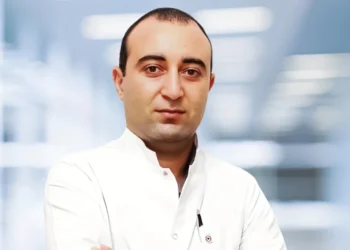 Xəstəxanada DAVA – Həkim DÖYÜLDÜ