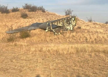 Təyyarə siqnal vermədən radarlardan itib