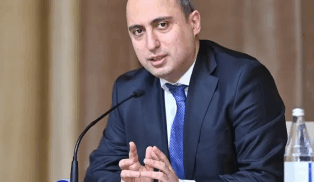 Sabiq deputatdan Əmrullayevə SƏRT SÖZLƏR