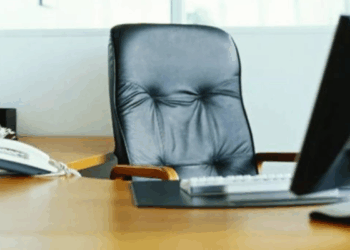 İcra başçılarına qadağa qoyuldu