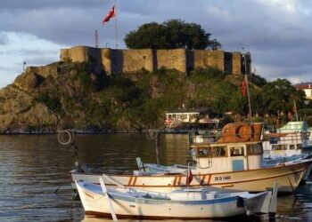 Dağların ətəyində tarixi zəngin Giresun – Qara Dənizin yaşıl cənnəti