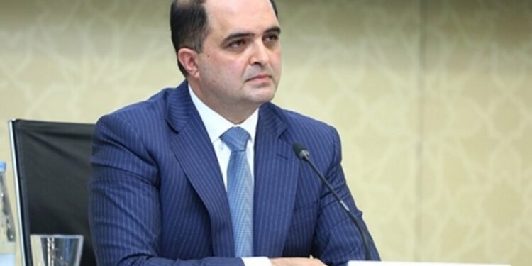 Onların hərbi xidməti qısamüddətli və maaşlı olsun