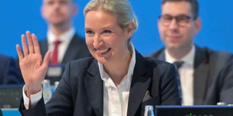 Partiya sədri Merzin borc siyasətini tənqid etdi