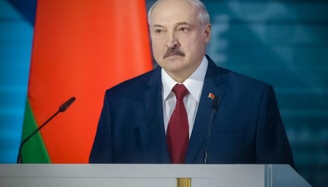 Müdafiə Naziri Lukaşenkoya “Oreshnik” raket sisteminin aktivləşdirildiyini bildirib