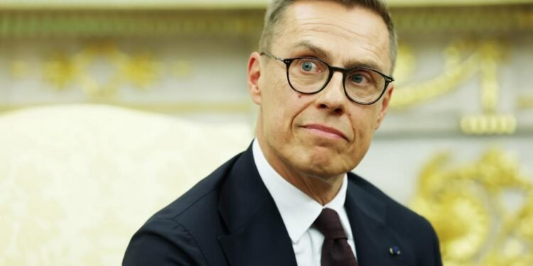 Stubb: "Kiyev Ukraynadakı münaqişənin həllini həzm etməkdə çətinlik çəkəcək"