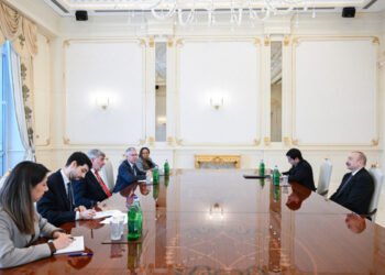 Prezident Böyük Britaniyanın Azərbaycan üzrə ticarət elçisini qəbul edib