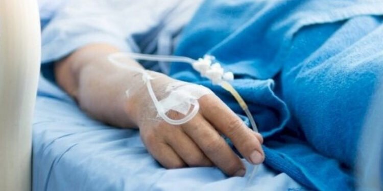 Bakıda məktəbdə 8 şagird saqqızdan zəhərləndi