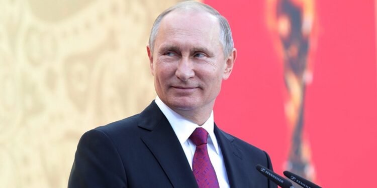 Putin Azərbaycanı təbrik etdi