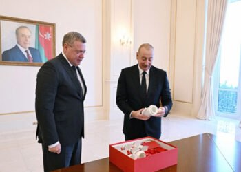 Həştərxanın qubernatoru Prezidenti təbrik etdi