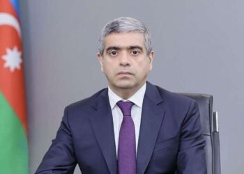 Nazir onu işdən azad etdi