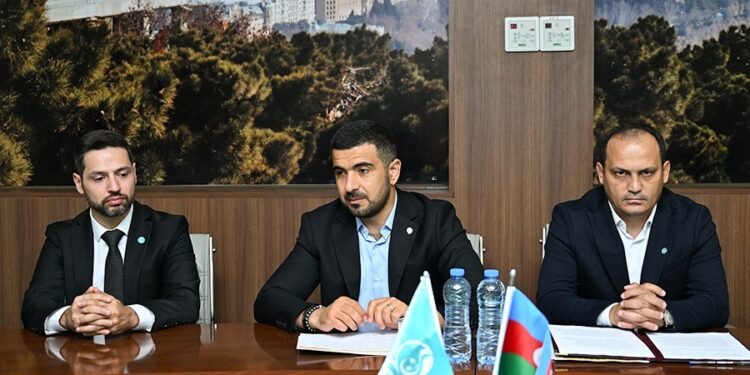 “Sheki City”də xaos - futbolçular aldadıldılar, yığışıb PFL-in binasına üz tutdular