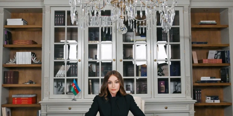 Mehriban Əliyeva Heydər Əliyevin vəfatının ildönümü ilə bağlı paylaşım edib