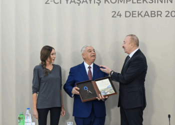 Prezident və xanımı Ağdam sakinləri ilə bir arada – FOTOLAR