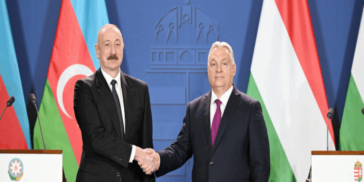 Viktor Orban Prezidenti təbrik etdi