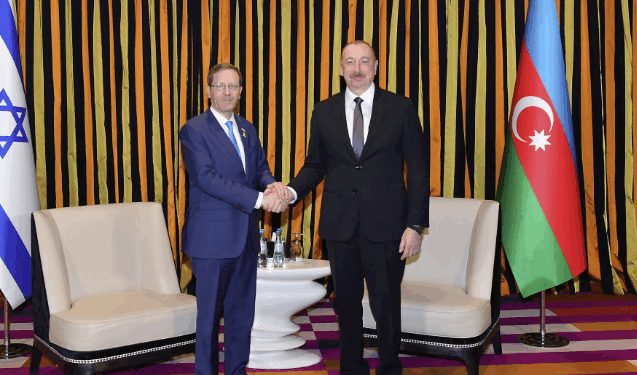 İsxak Hersoq İlham Əliyevə zəng etdi