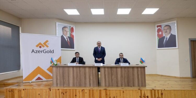 “AzerGold” QSC Daşkəsəndə yerli icmalarla növbəti görüş keçirib