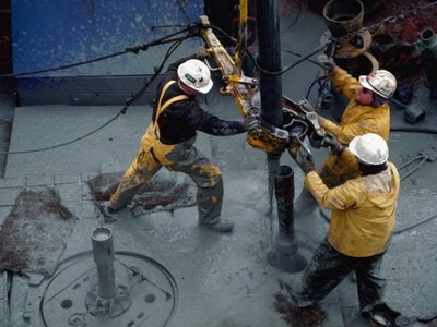 Putin sülh razılaşmasından imtina edərsə, ABŞ Rusiya neftinə yeni sanksiya tətbiq edəcək