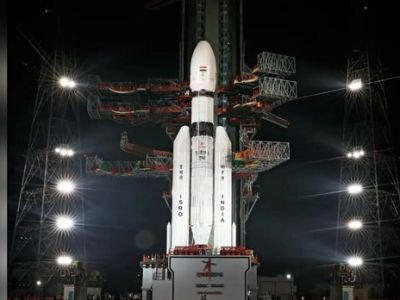 Hindistan kosmosa ağır rabitə peyki göndərdi