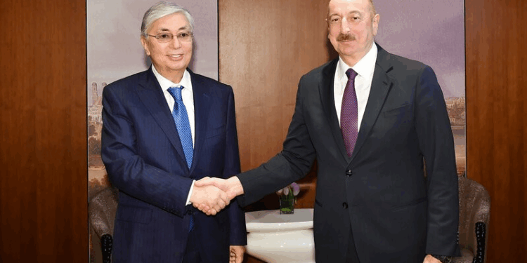 Tokayev İlham Əliyevi təbrik etdi