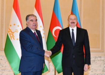 Emoməli Rəhmon İlham Əliyevi təbrik etdi